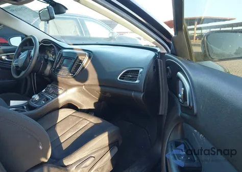 2016 Chrysler 200 Limited z USA, uszkodzony, nr VIN 1C3CCCAB4GN166772